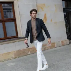 Męskie stylizacje weselne: 7 porad dla eleganckiego pana młodego