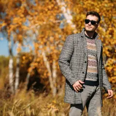 Gotowe stylizacje męskie: modne zestawy na każdą okazję