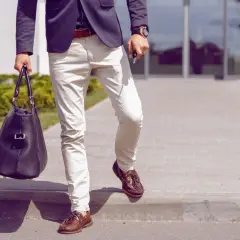 Modne mokasyny stylizacje męskie. Jak nie popełnić wpadki?