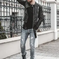 Męskie stylizacje z kurtką skórzaną: 5 trendów, które musisz znać