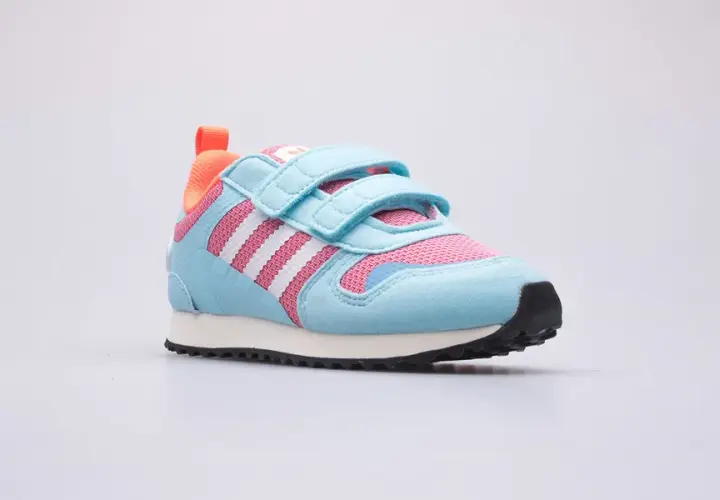 Adidas ZX dla dzieci: Komfort i styl w każdym kroku malucha