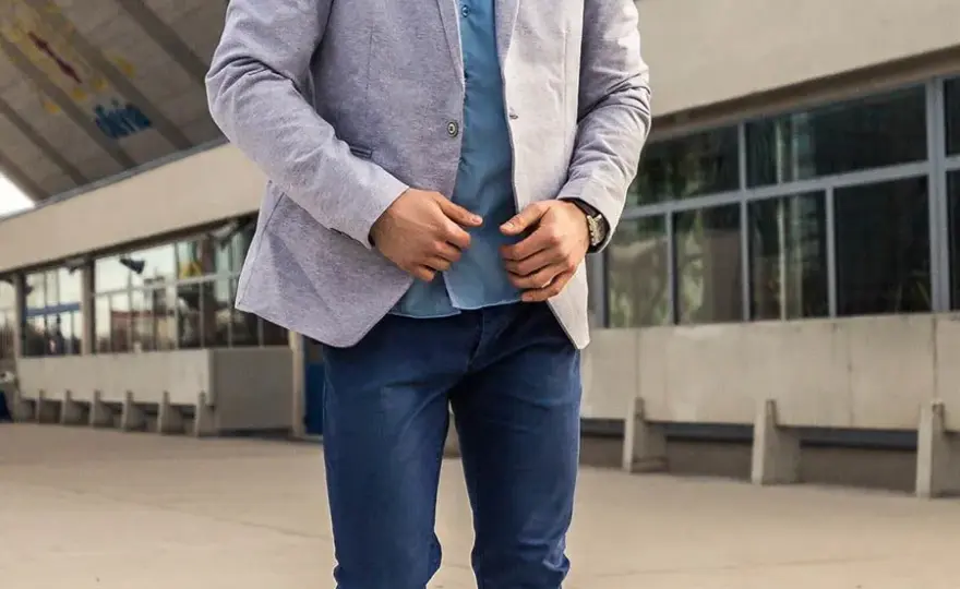 Stylowe casual na imprezę: Modne męskie stylizacje, które zachwyca każdego